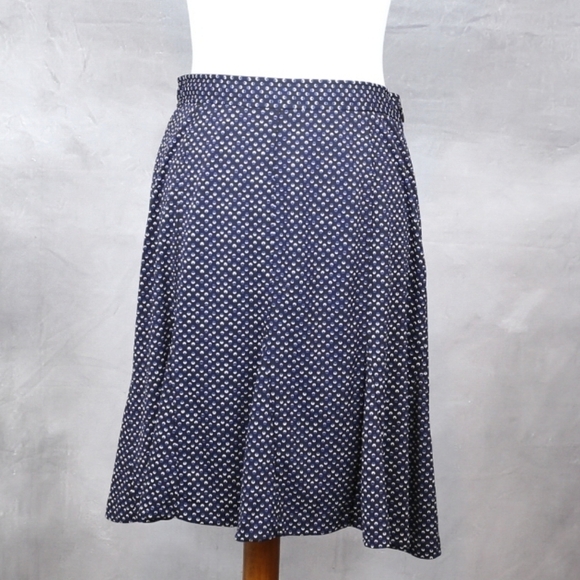 Talbots Dresses & Skirts - Talbots knee length a-line skirt 4P